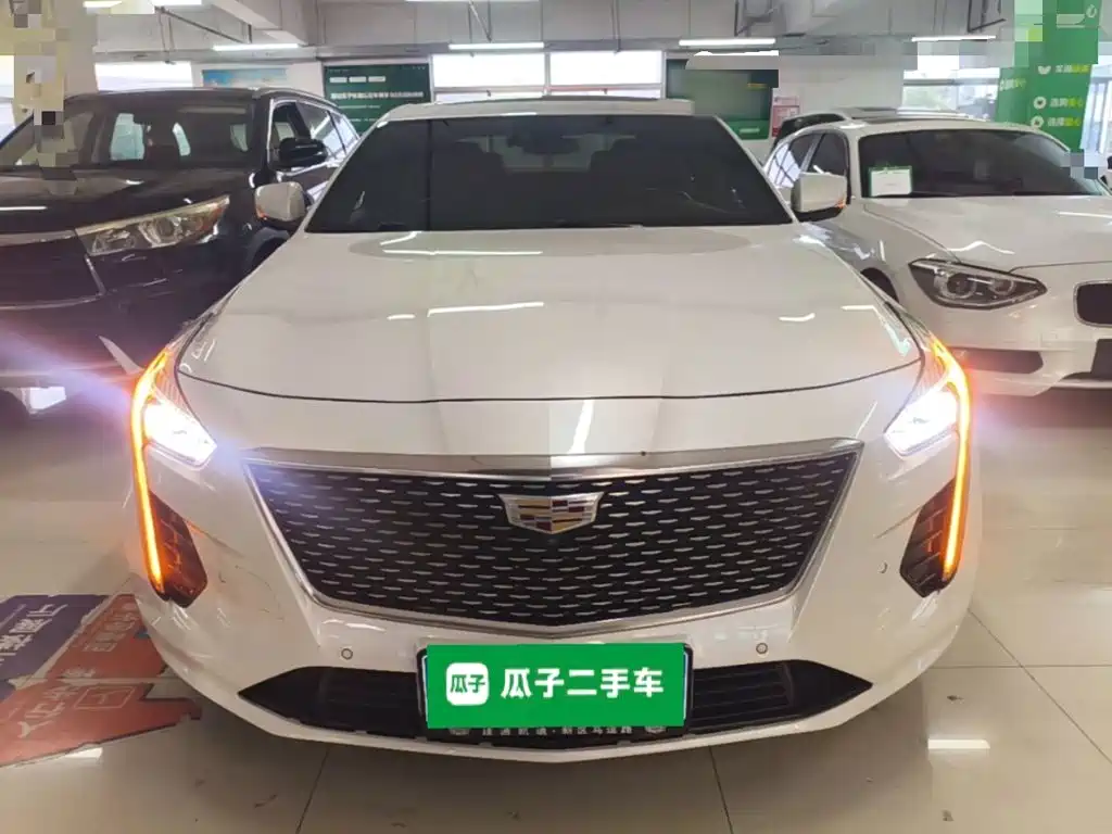 Cadillac CT6 — фото 2