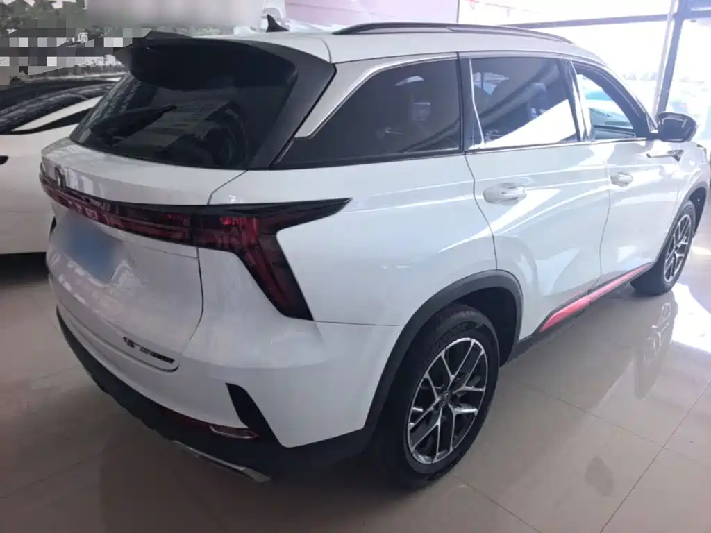 Changan CS75 PLUS — фото 6