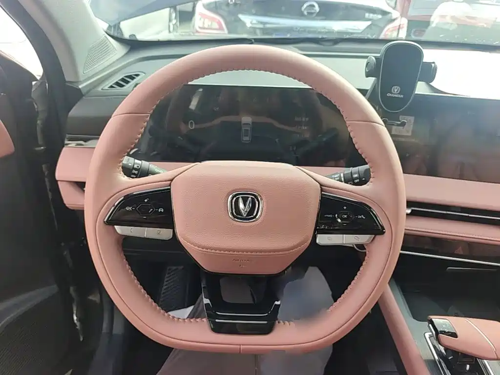 Changan CS75 PLUS — фото 9