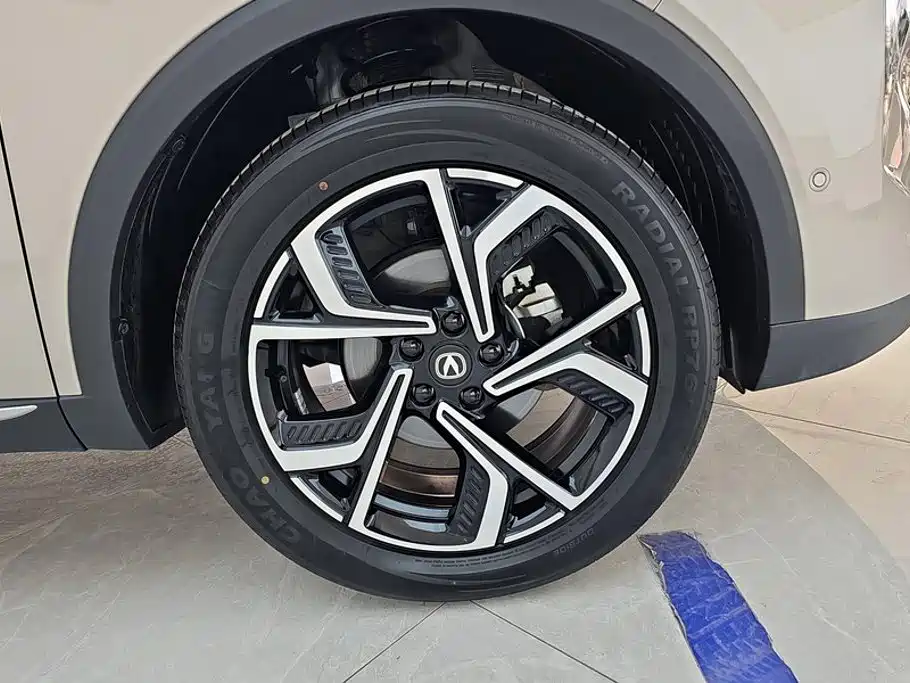 Changan CS55PLUS — фото 6