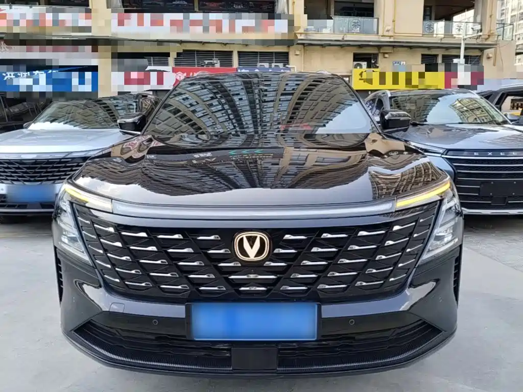Changan CS75 PLUS — фото 2