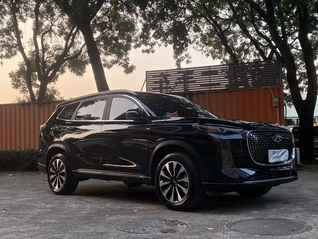 Chery Tiggo 8 PLUS — фото 3
