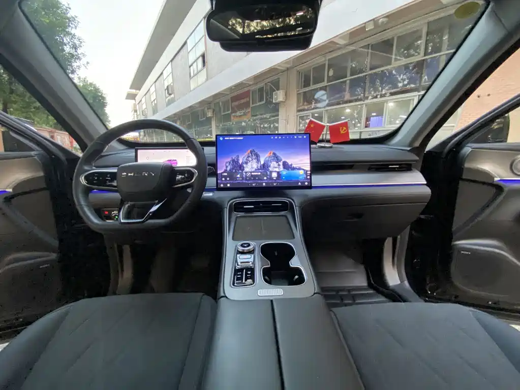 Chery Tiggo 8 PLUS — фото 8