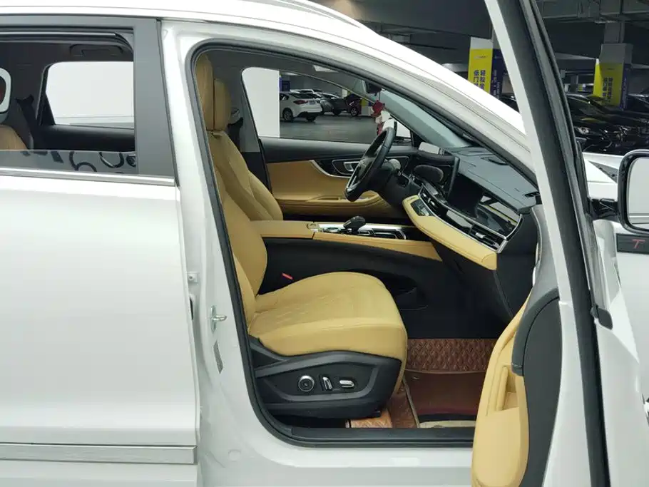 Chery Tiggo 8 PRO — фото 8