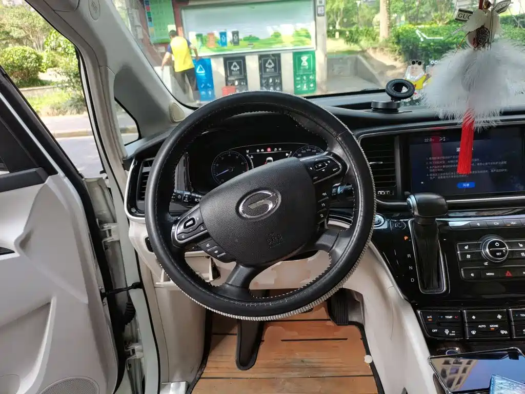 GAC Motor Trumpchi M8 — фото 6