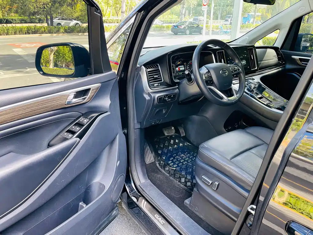 GAC Motor Trumpchi M8 — фото 6