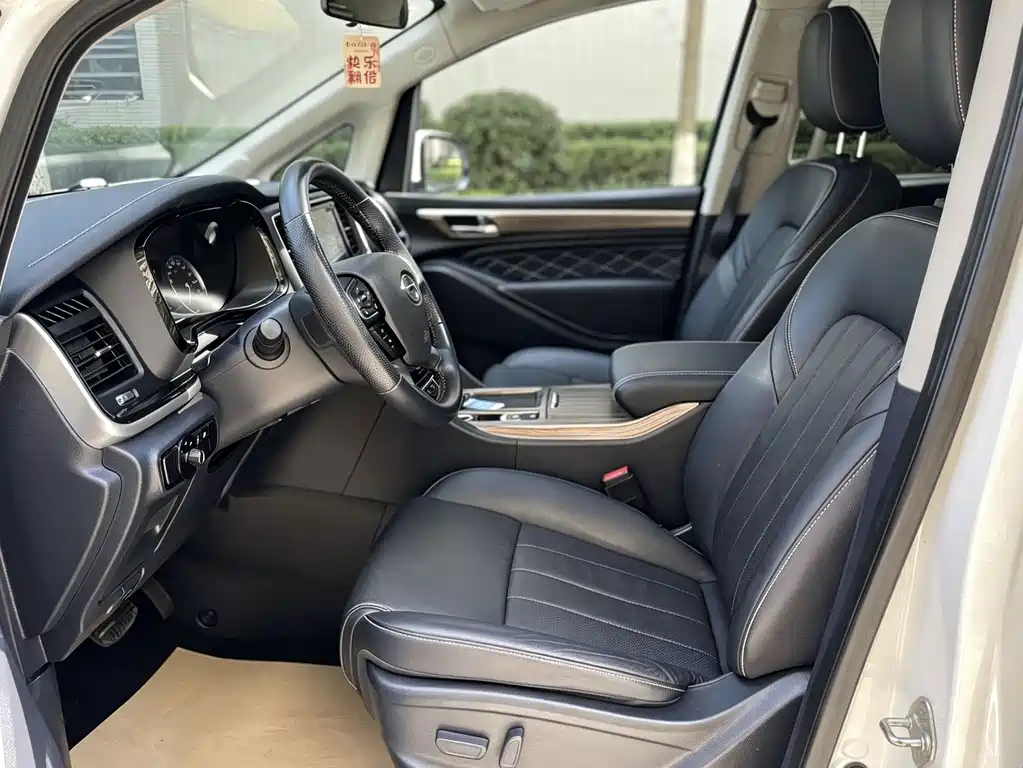 GAC Motor Trumpchi M8 — фото 14