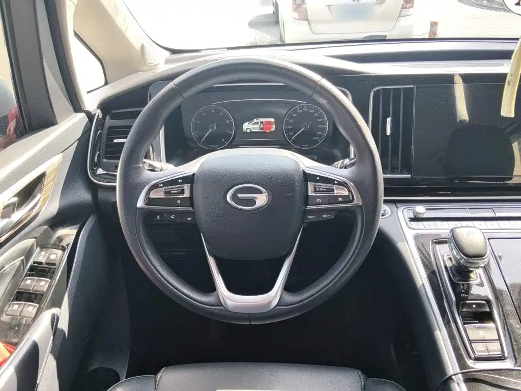 GAC Motor Trumpchi M8 — фото 6