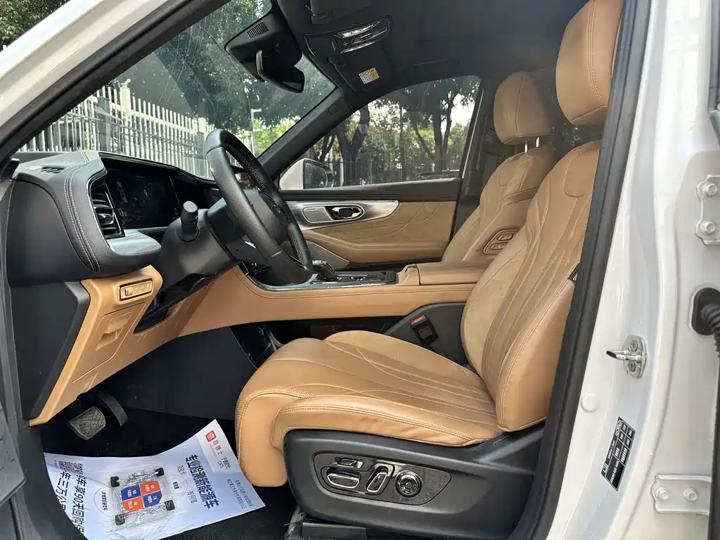 GAC Motor Trumpchi ES9 — фото 11