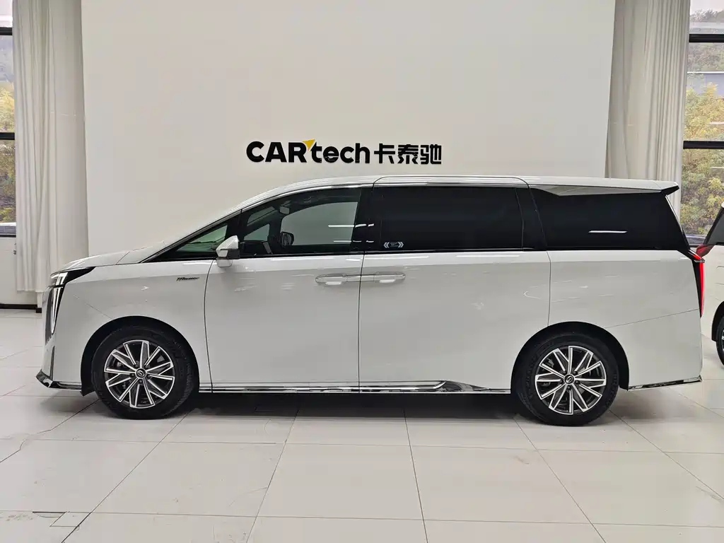 GAC Motor Trumpchi M8 — фото 9
