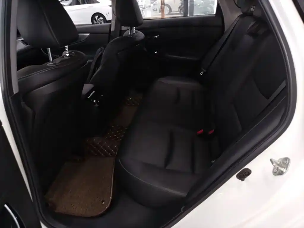 Honda Spirior — фото 16