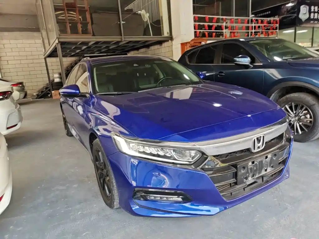 Honda Accord — фото 3