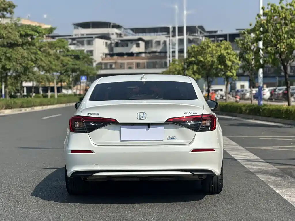 Honda Civic — фото 9