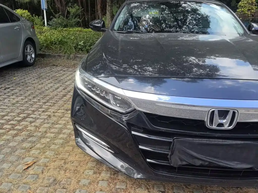 Honda Accord — фото 23