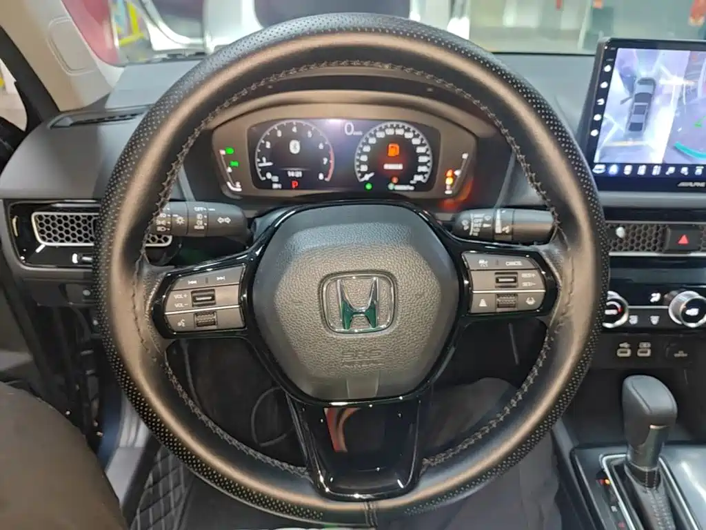 Honda Civic — фото 10