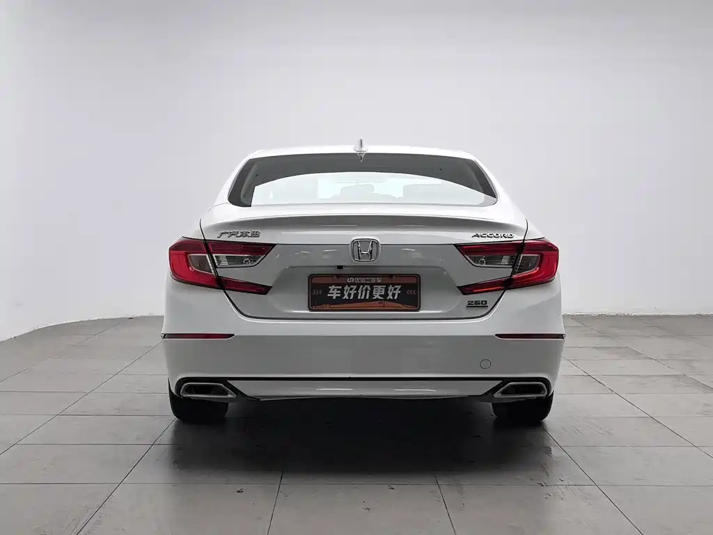 Honda Accord — фото 4