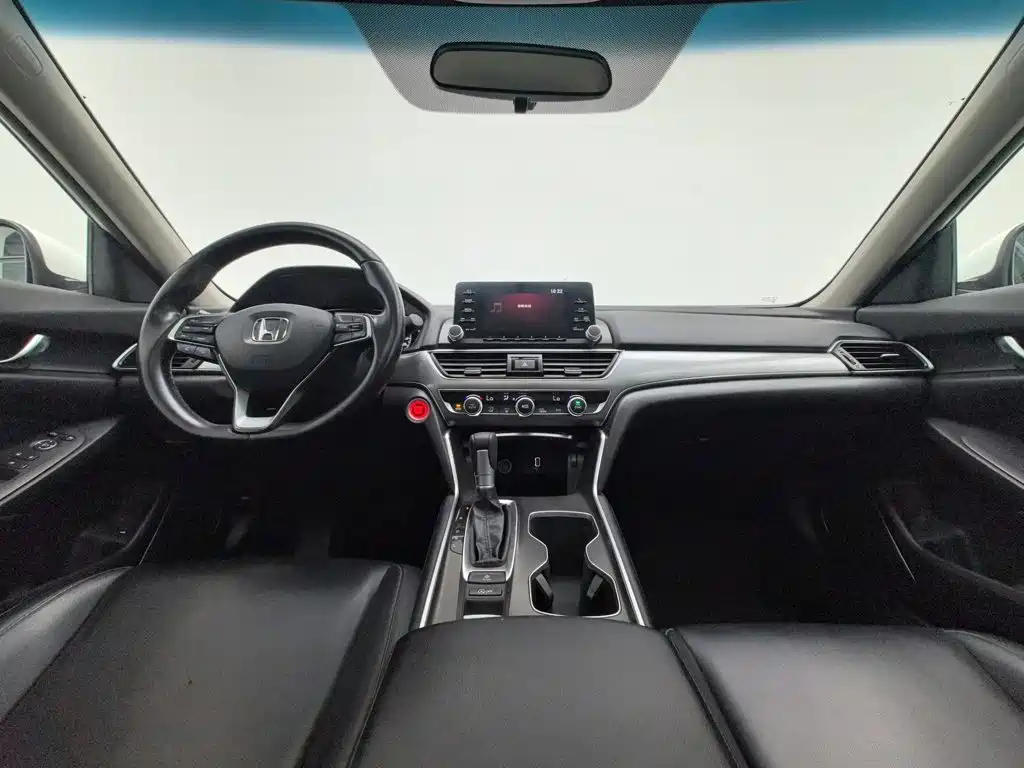 Honda Accord — фото 5