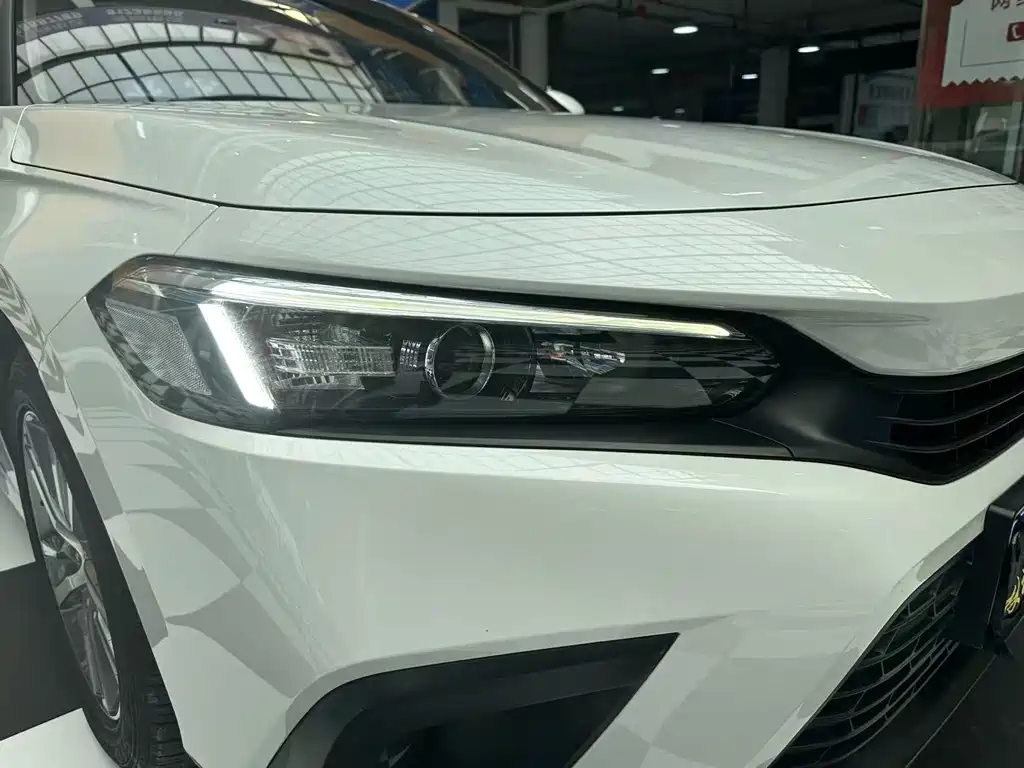 Honda Civic — фото 4
