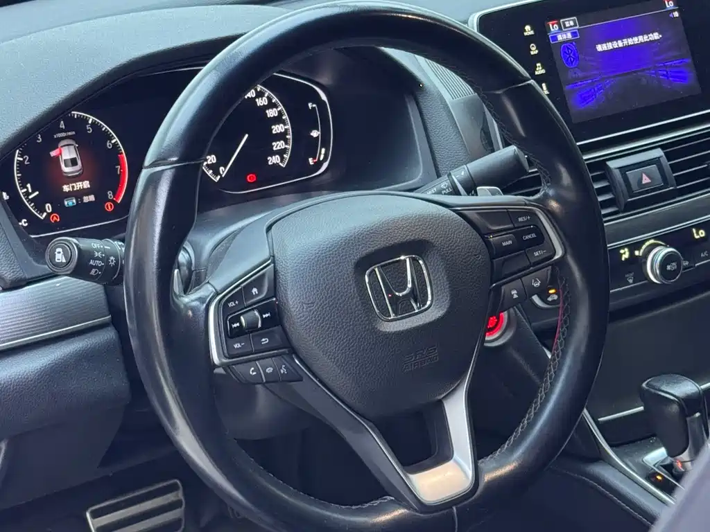 Honda Accord — фото 6