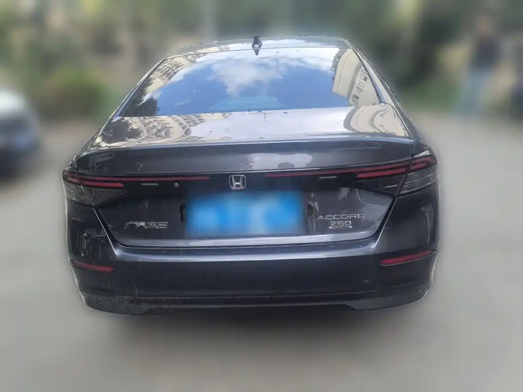 Honda Accord — фото 5