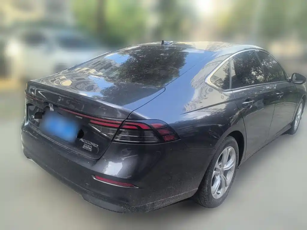 Honda Accord — фото 6