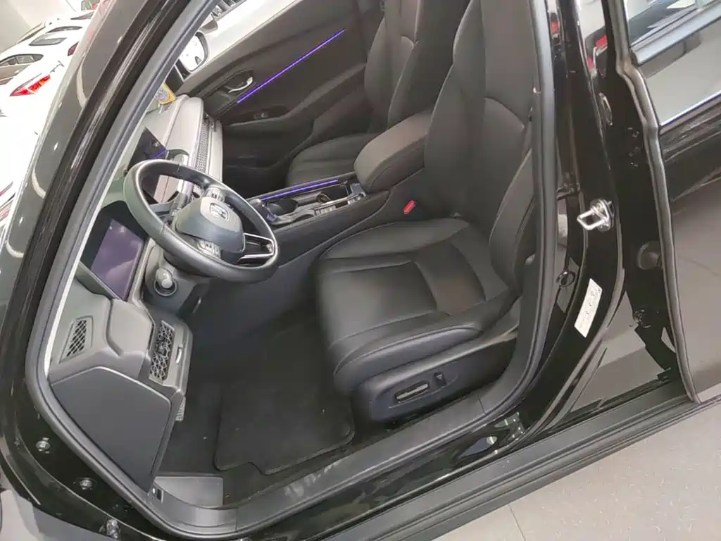 Honda Accord — фото 14