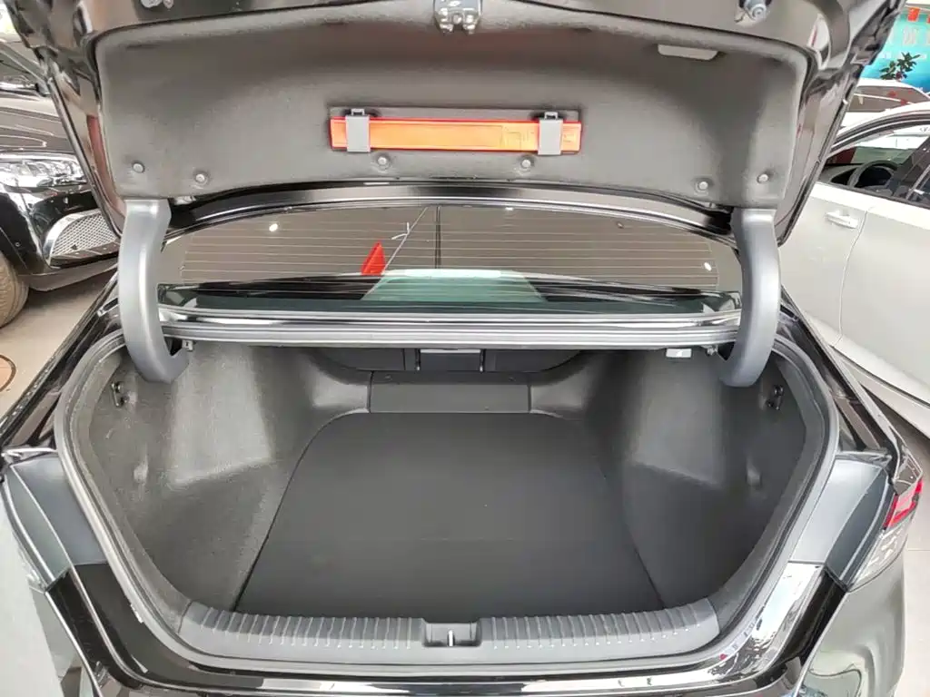 Honda Accord — фото 18