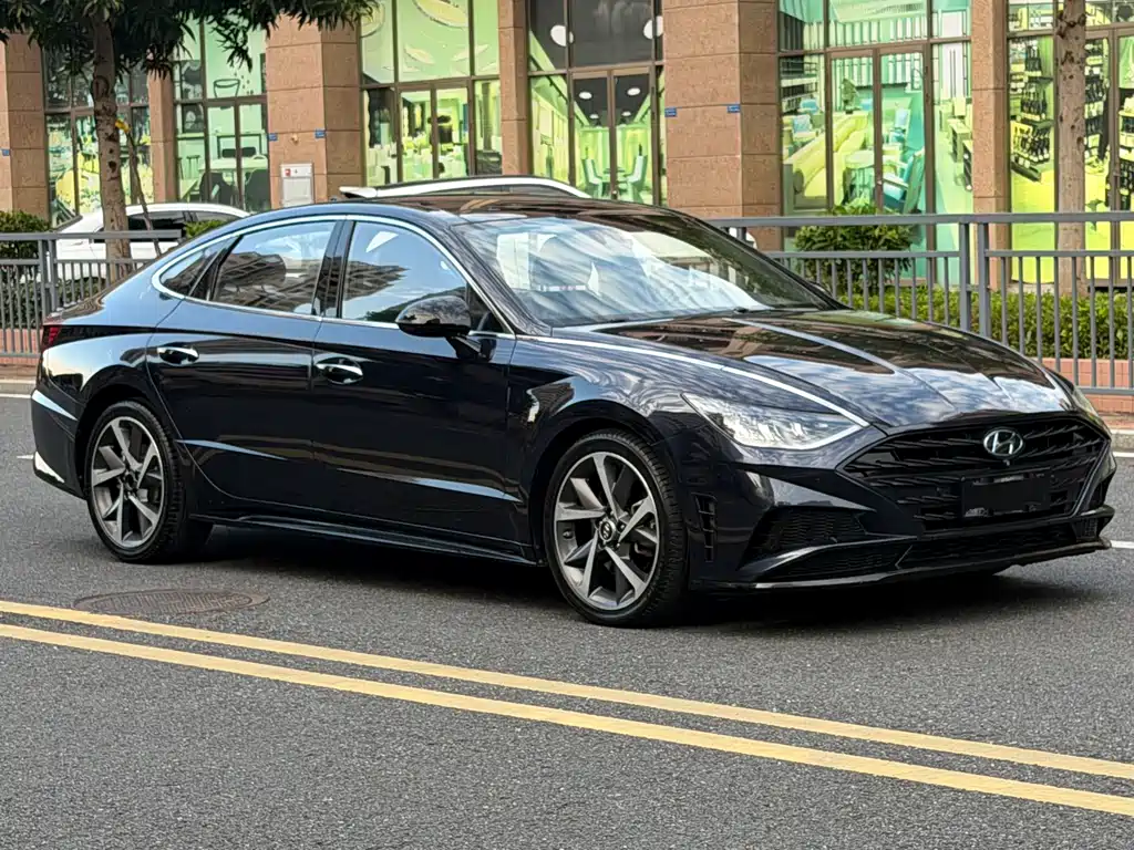 Hyundai Sonata — фото 3