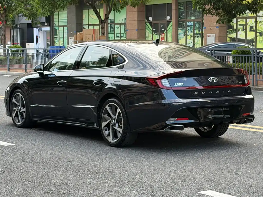 Hyundai Sonata — фото 4