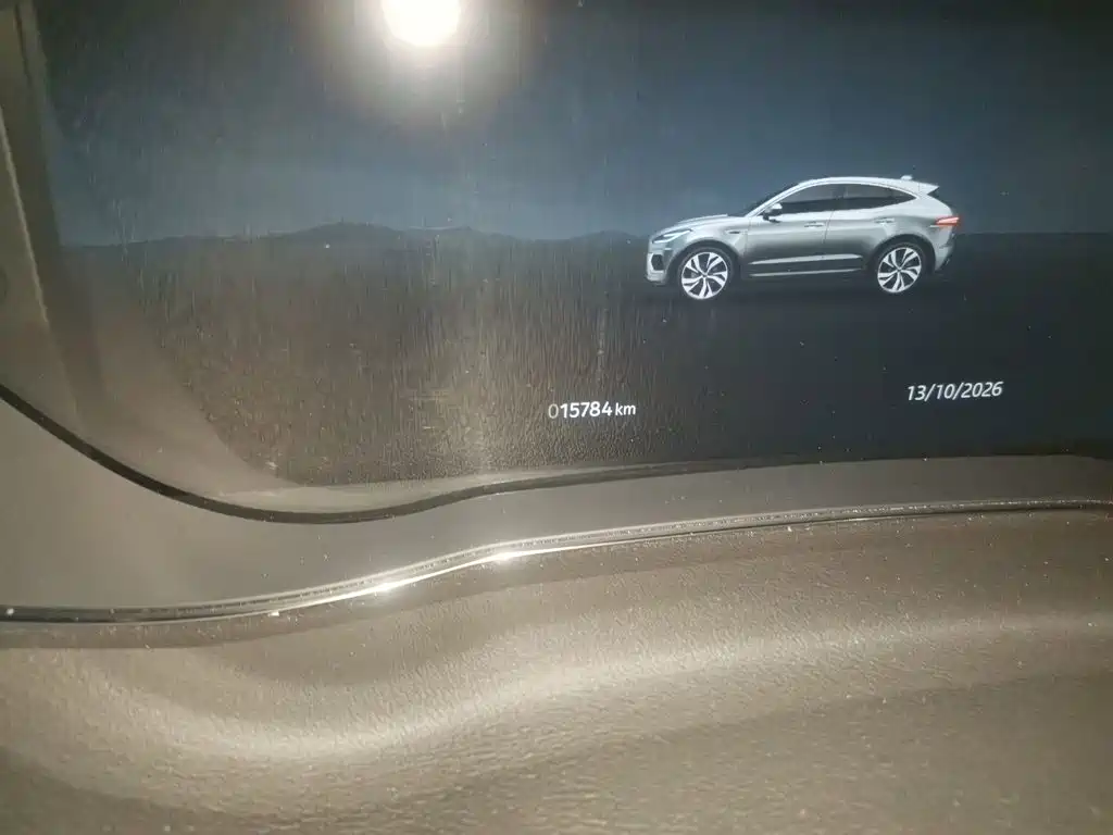 Jaguar E-PACE — фото 8