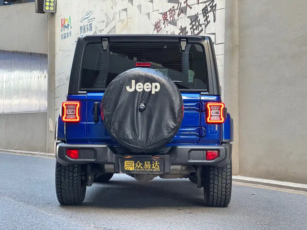 Jeep Wrangler — фото 3