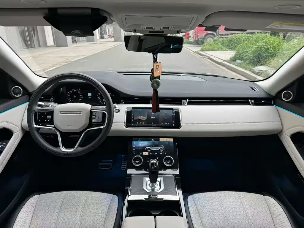 Land Rover Evoque — фото 7