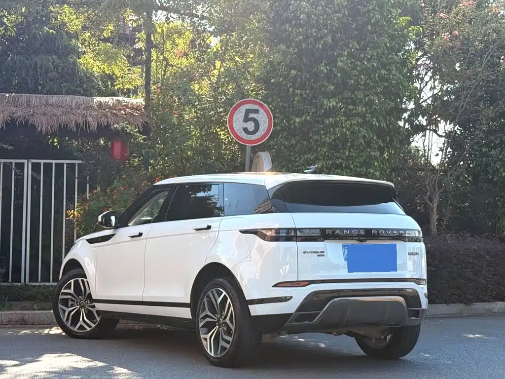 Land Rover Evoque — фото 4
