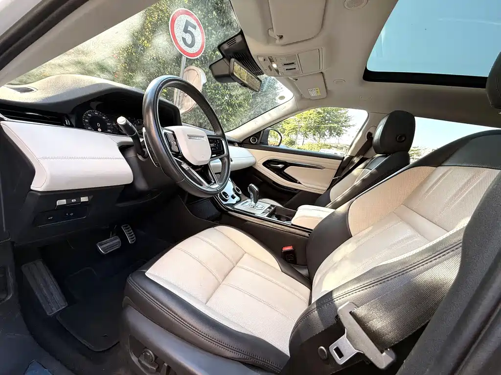 Land Rover Evoque — фото 6