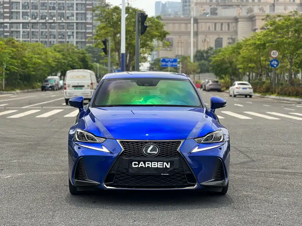 Lexus IS — фото 2