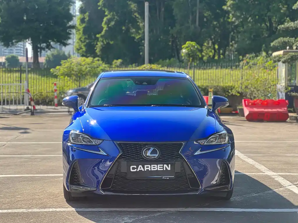 Lexus IS — фото 2