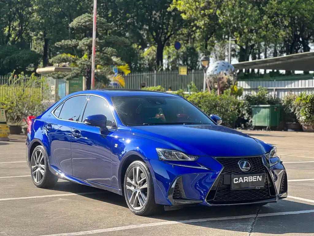 Lexus IS — фото 3