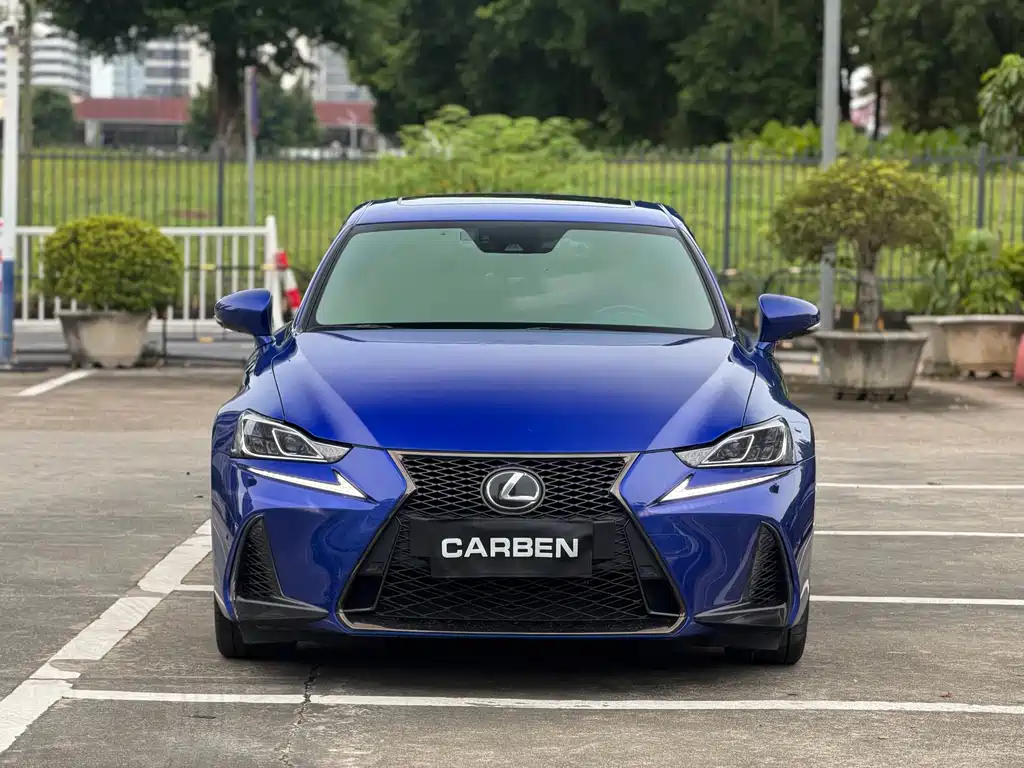 Lexus IS — фото 2