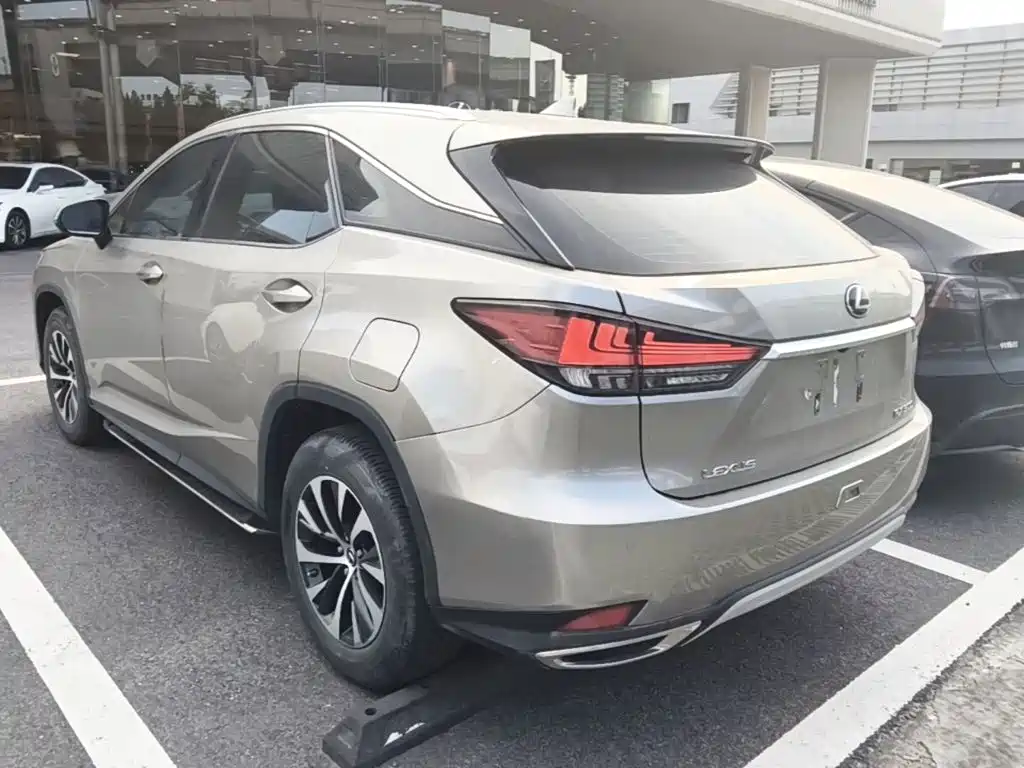 Lexus RX — фото 4
