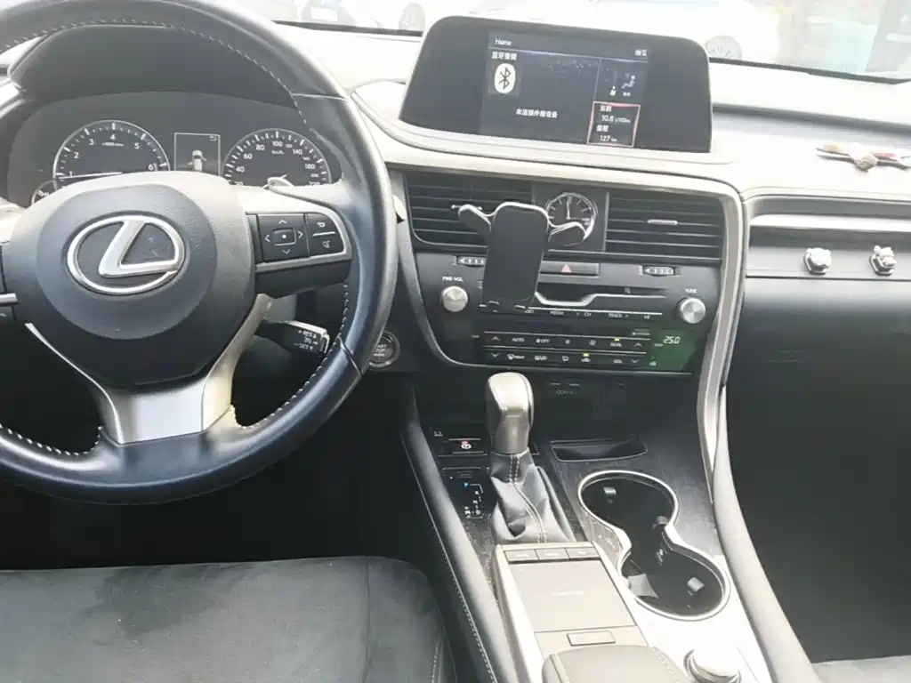 Lexus RX — фото 9