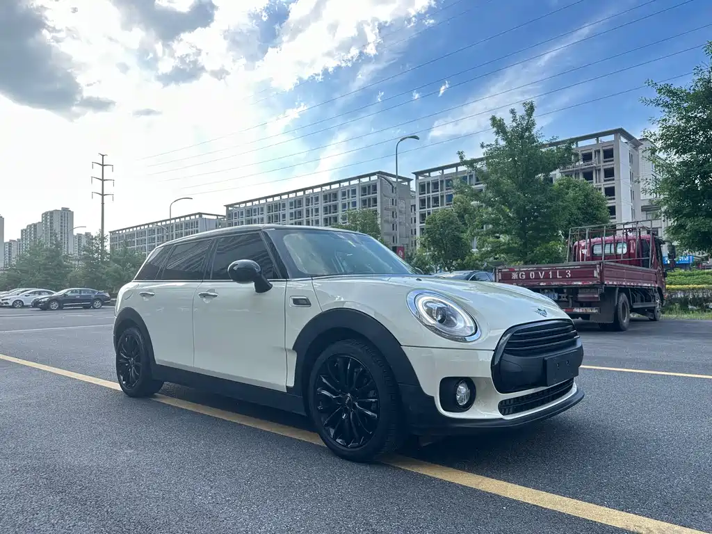 MINI Mini Clubman — фото 3