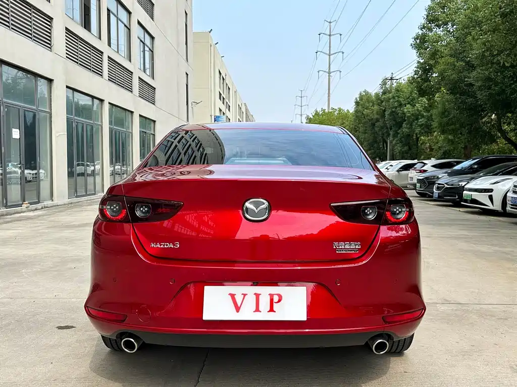 Mazda 3 Axela — фото 14