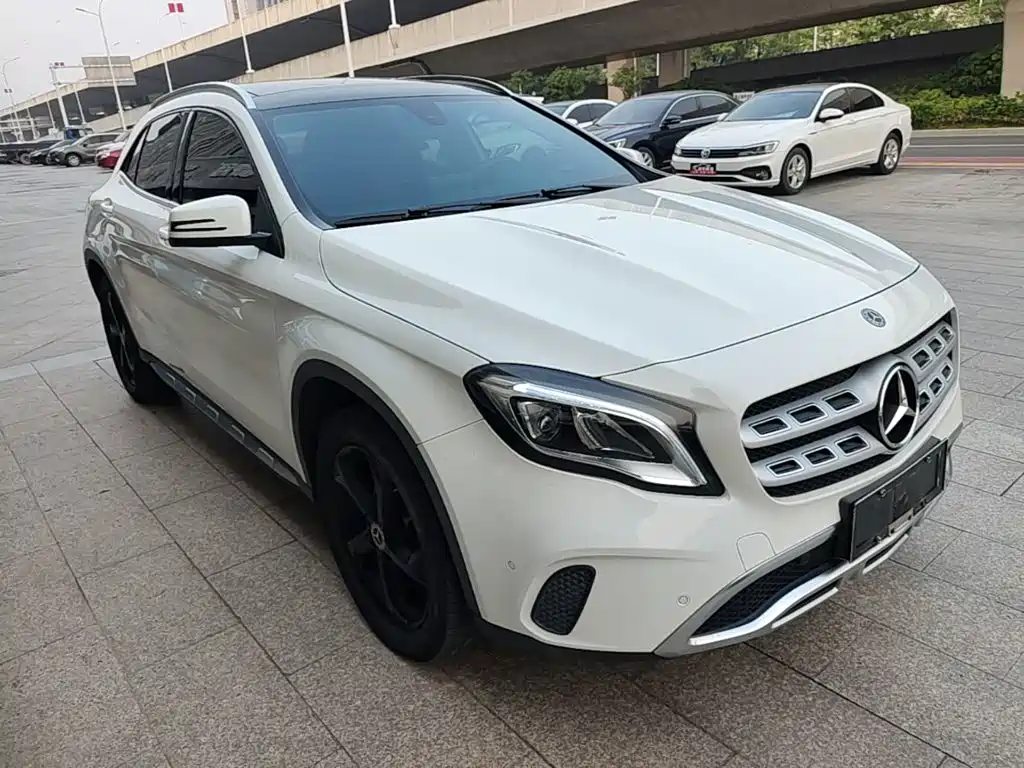 Mercedes-Benz GLA — фото 3