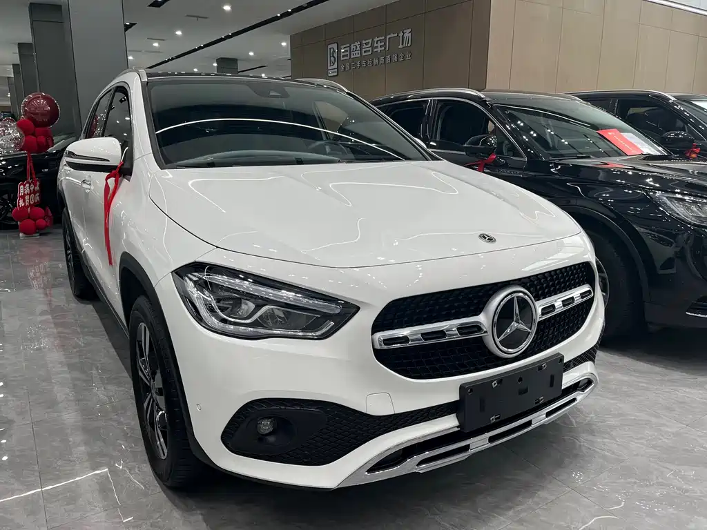 Mercedes-Benz GLA — фото 3