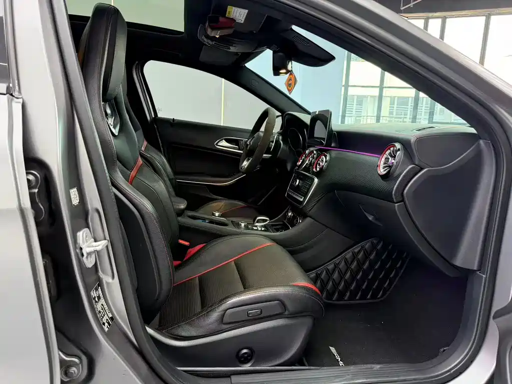 Mercedes-Benz A-Class AMG (Import) — фото 4