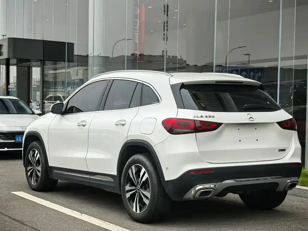 Mercedes-Benz GLA — фото 4