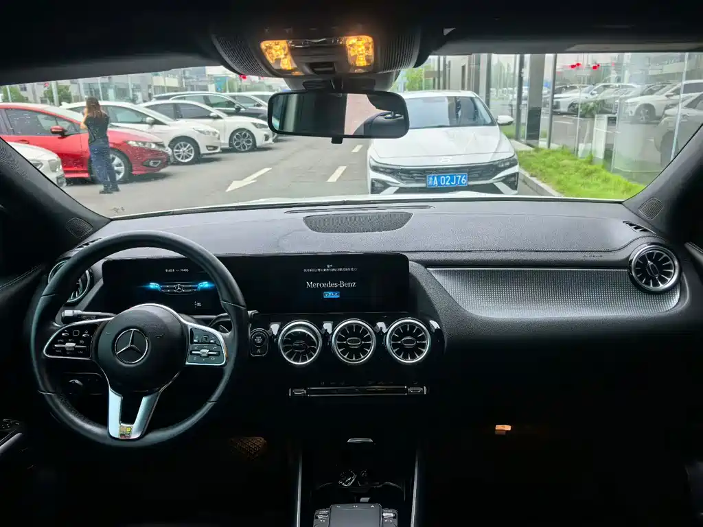 Mercedes-Benz GLA — фото 8