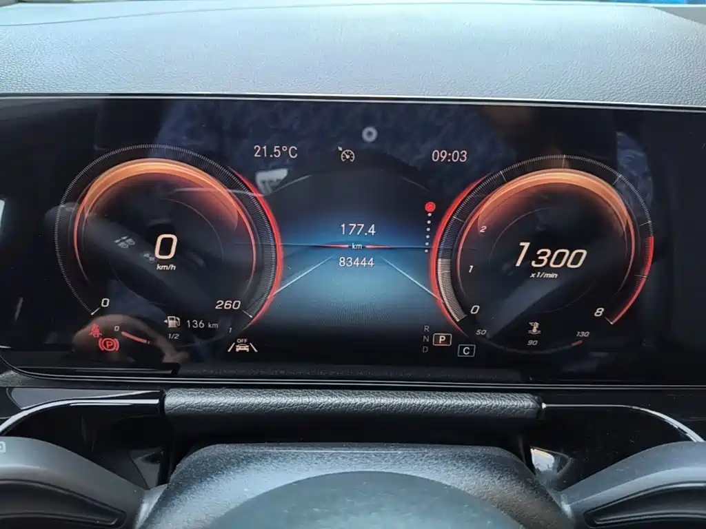 Mercedes-Benz GLA — фото 11
