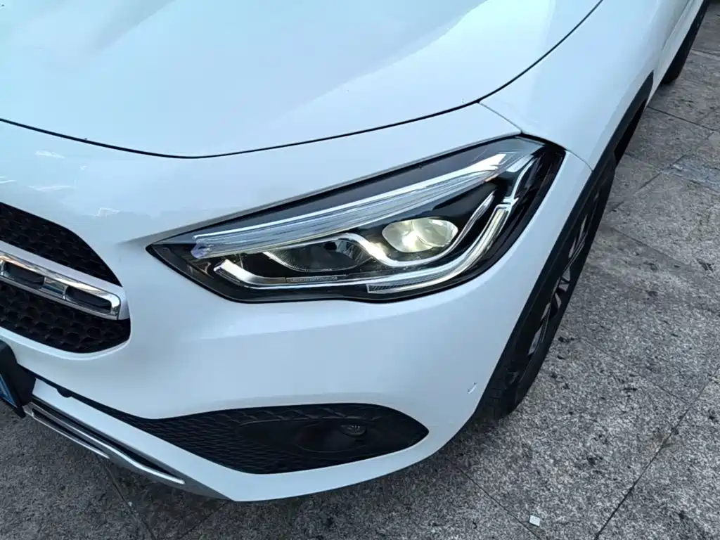 Mercedes-Benz GLA — фото 23