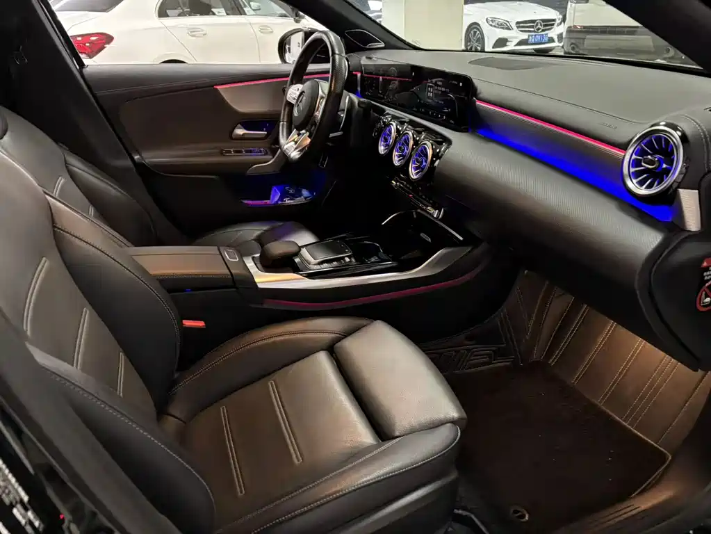 Mercedes-Benz A-Class AMG — фото 7
